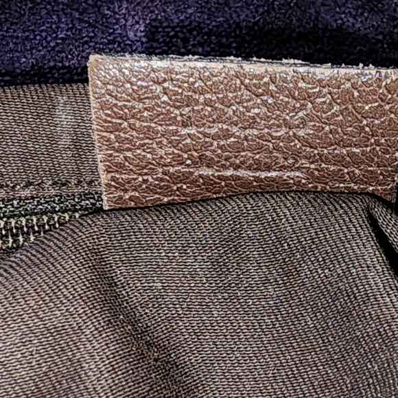 Gucci Authentic and Pre-loved Bronze Abbey Monogram Canvas Tote - Picture 6 of 16